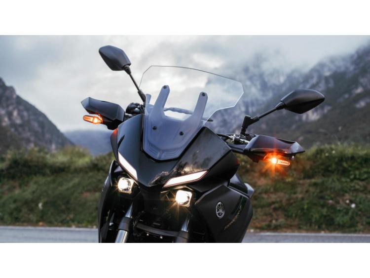 YAMAHA TRACER 7