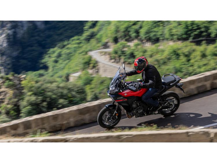 YAMAHA TRACER 9 2025