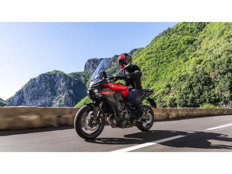 YAMAHA TRACER 9 2025
