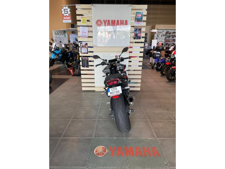 YAMAHA MT-10