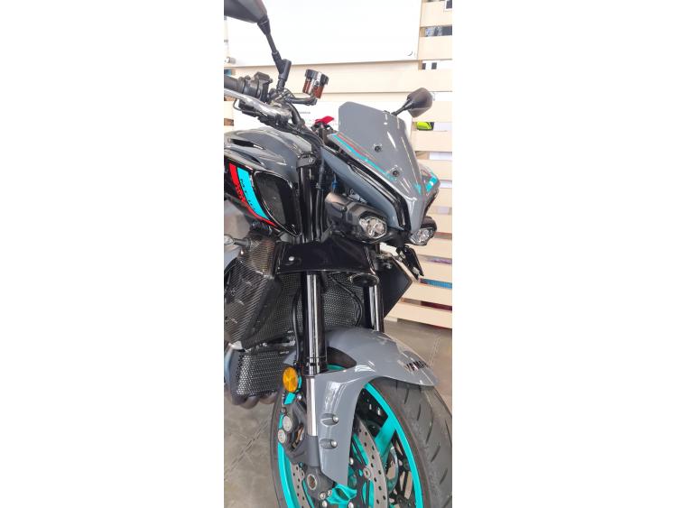 YAMAHA MT-10