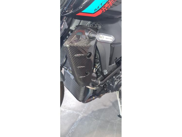 YAMAHA MT-10