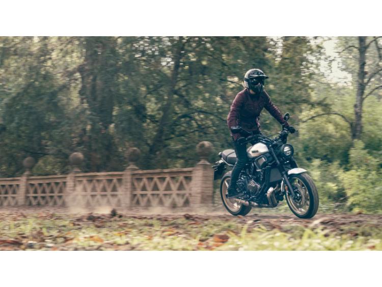YAMAHA XSR 700 LEGACY
