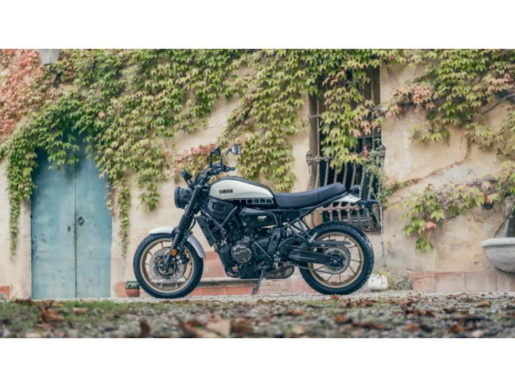 YAMAHA XSR 700 LEGACY